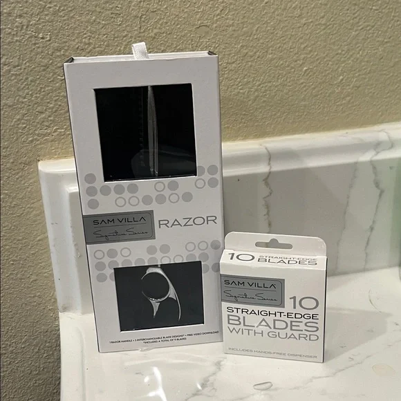 Silver Razor - Picture 2 of 2